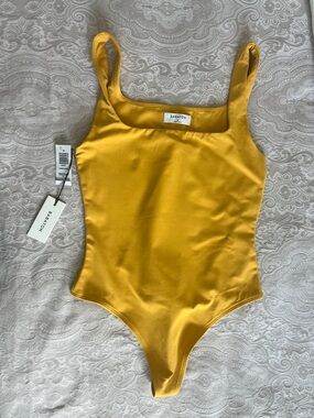 Babaton Golden Yellow Square-Neck One-Piece Bodysuit